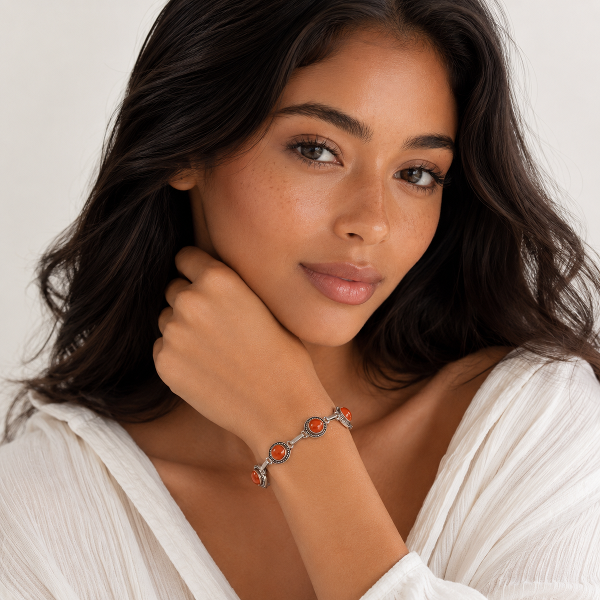 Pulsera Almaga de Ágata Cornalina Bañada en Plata – Regalo para Mujer